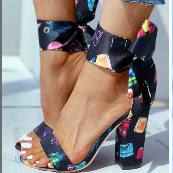 Open Toe Bowknot Block Heels - Picture 3 of 7